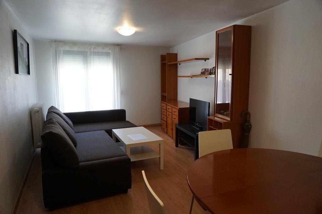 הואסקה Apartamentos Turisticos Rio Gallego מראה חיצוני תמונה